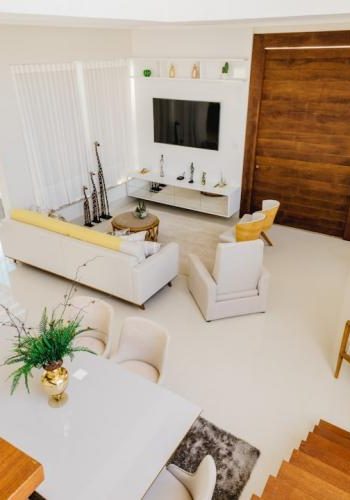 photo 1603111692119 c52e275031bccropentropycstinysrgbfitmaxfmjpgixidMnwxNDA1NTd8MHwxfHNlYXJjaHw3MXx8aG9tZSUyMGZ1cm5pdHVyZXxlbnwxfDB8fHwxNjcyMzI5ODY4ixlibrb 4.0.3q80w1080