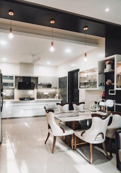 photo 1617355186185 389cbb4e3416cropentropycstinysrgbfitmaxfmjpgixidMnwxNDA1NTd8MHwxfHNlYXJjaHw3Mnx8aG9tZSUyMGZ1cm5pdHVyZXxlbnwxfDB8fHwxNjcyMzI5ODY4ixlibrb 4.0.3q80w1080