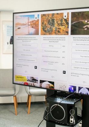 photo 1712903911104 cf22c142c04fcropentropycstinysrgbfitmaxfmjpgixidM3wxNDA1NTd8MHwxfHNlYXJjaHwxfHxwcm9qZWN0b3IlMjBpbnRlcmFjdGl2ZSUyMG1vbml0b3JzfGVufDF8MHx8fDE3NjMzMTQ0MjF8MAixlibrb 4.1.0q80w1080